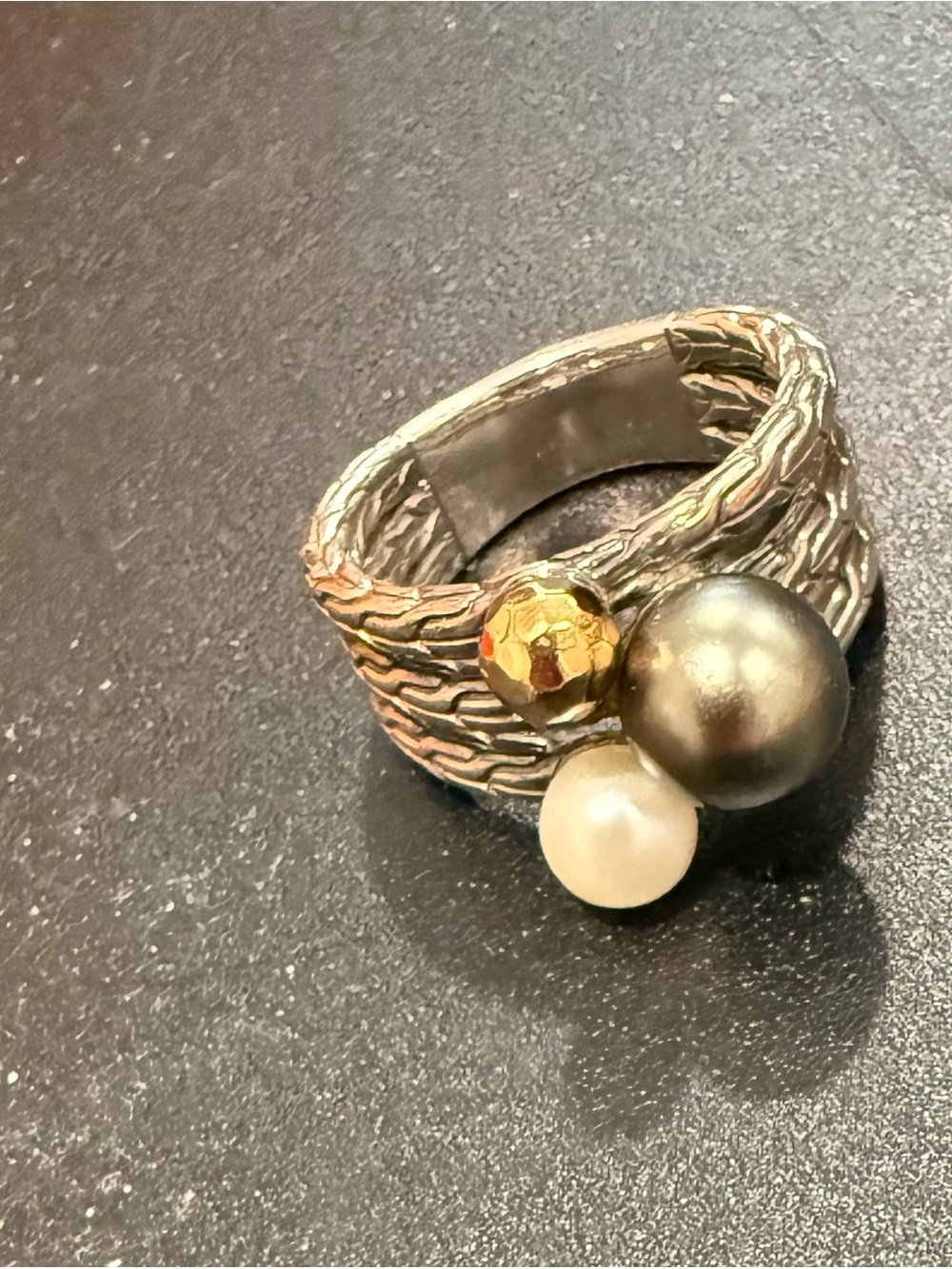 John Hardy Sterling Silver Stacked Pearl Ring with Black and White Pearls - Picture 3 of 3